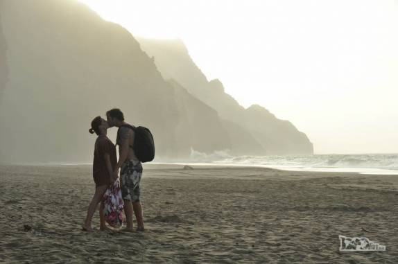 Delicioso fim de tarde na praia de Kalalau, na Na'Pali Coast, costa norte de Kauai, no Havaí